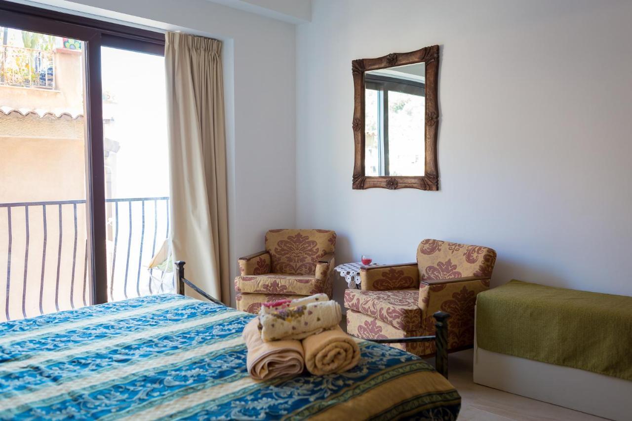 B&B La Casa Gialla Taormina Exterior photo